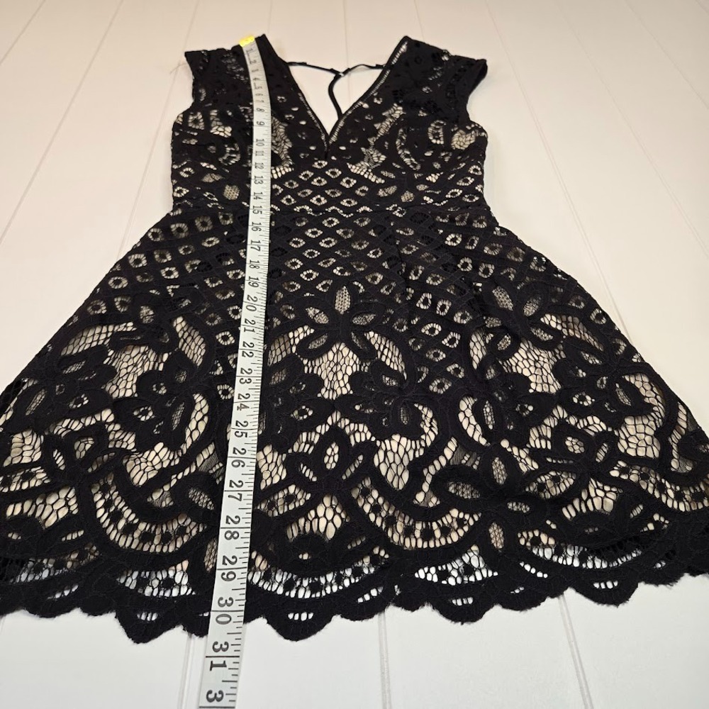 Free People One Million Lovers‎ Black Lace A-Line Dress Size 0 Tan Lining NWT - Picture 14 of 14